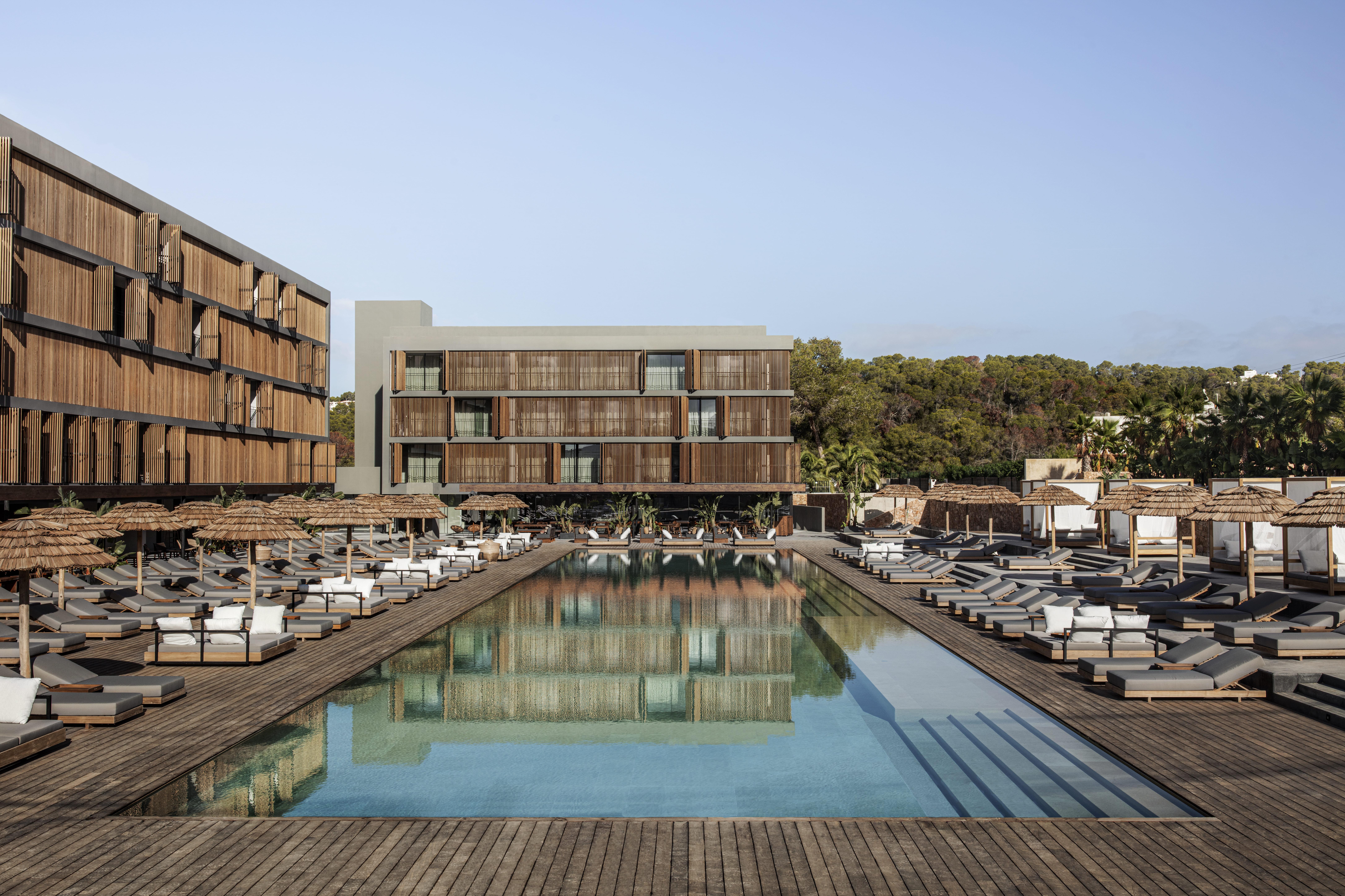 Oku Ibiza (Adults Only) Hotel San Antonio  Bagian luar foto The hotel's main pool